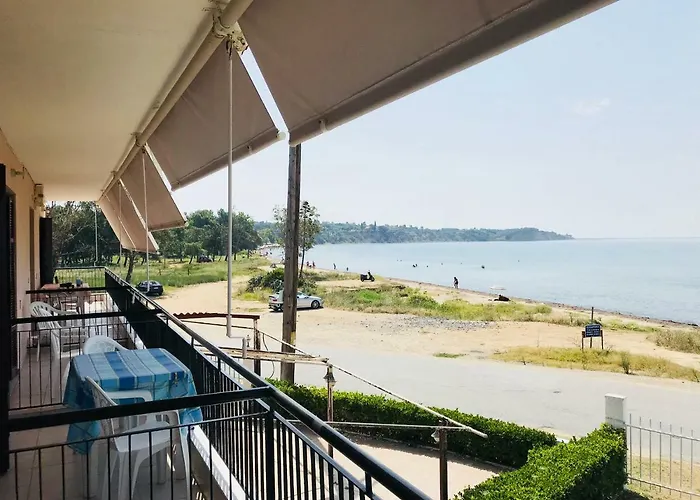 Seaside Apartment *